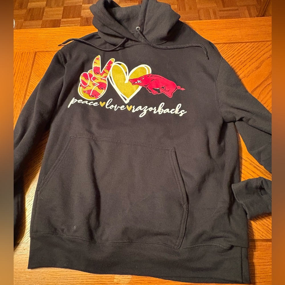 Black Hoodie with Red and Gold peace, love, and Arkansas razorbacks Graphics med